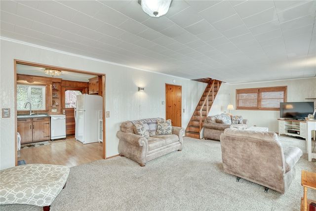 11737 Tompkins Point Road, Wolcott, NY 14590