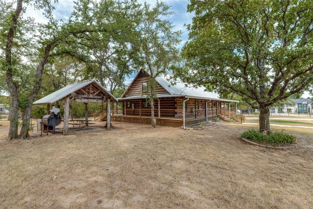 101 Cedar Drive, Little Elm, TX 75068