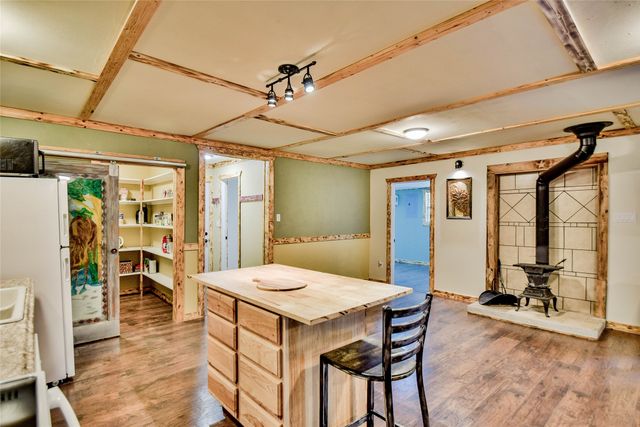 5711 Flint Drive, Granbury, TX 76048