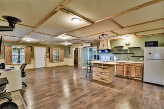 5711 Flint Drive, Granbury, TX 76048