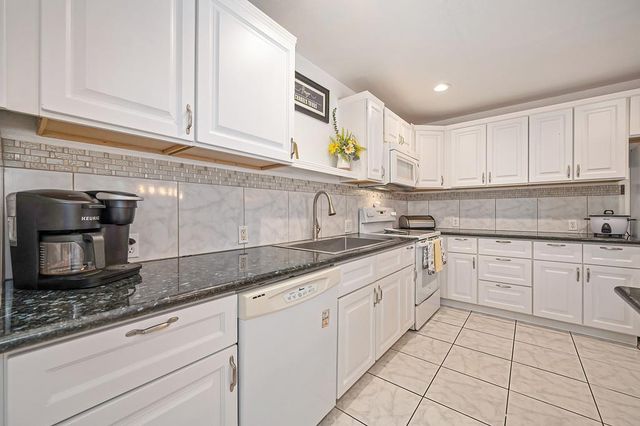 4740 Whitney Ave, Carmichael, CA 95608