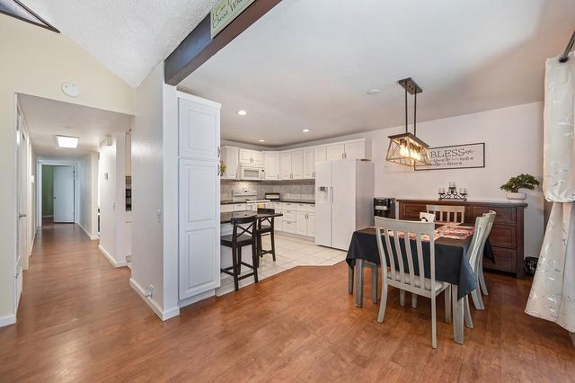 4740 Whitney Ave, Carmichael, CA 95608