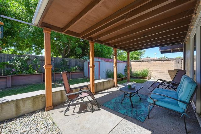 4740 Whitney Ave, Carmichael, CA 95608
