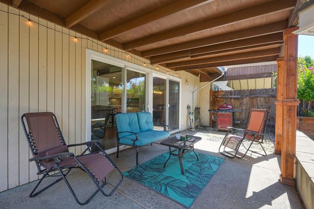4740 Whitney Ave, Carmichael, CA 95608
