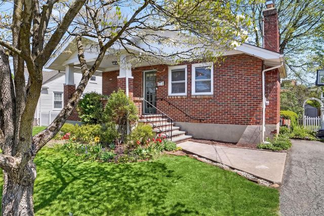 18 2nd Avenue, Ossining, NY 10562