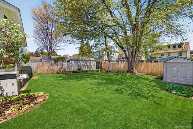 18 2nd Avenue, Ossining, NY 10562