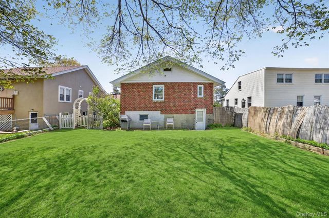 18 2nd Avenue, Ossining, NY 10562