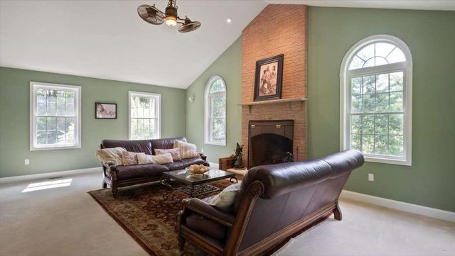 16 Horseshoe Road, Windham, NH 03087