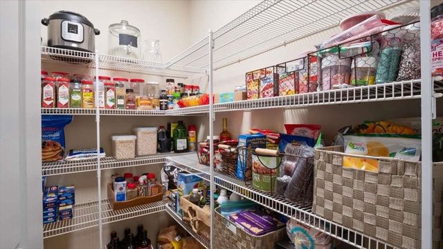 16 Horseshoe Road, Windham, NH 03087