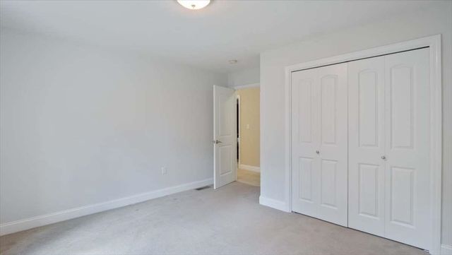 16 Horseshoe Road, Windham, NH 03087