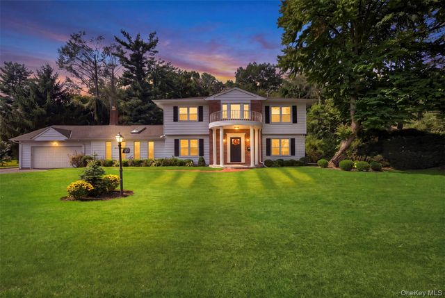 20 Chestnut Drive, East Hills, NY 11576