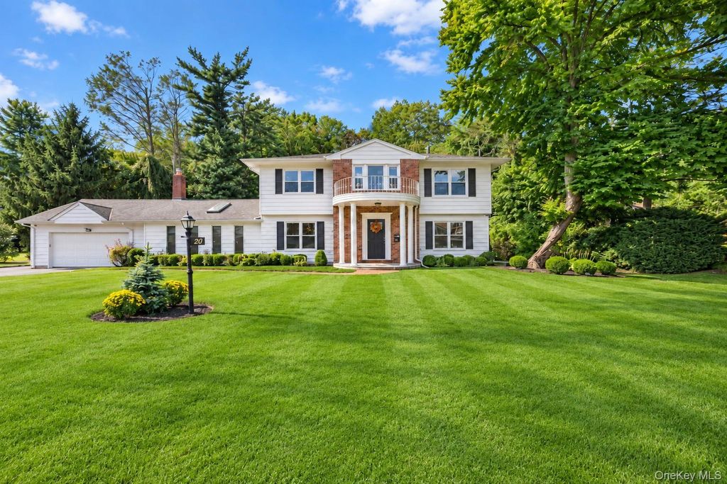 20 Chestnut Drive, East Hills, NY 11576 — exterior