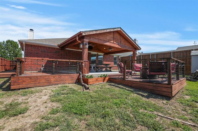 2627 Carmen Drive, Grand Prairie, TX 75052
