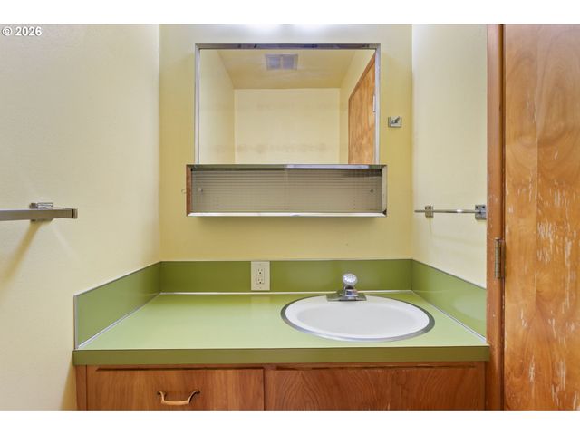 3032 CONCORD Way, Forest Grove, OR 97116