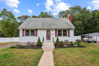 39 Clyde Road, Manchester, CT 06042