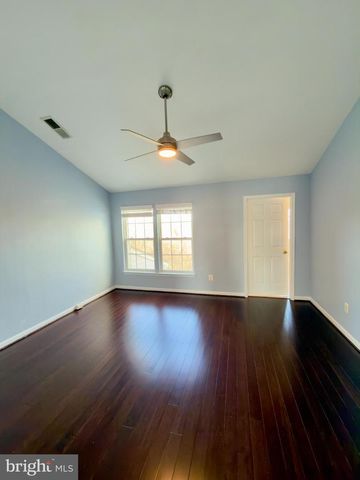 15044 DANEHURST CIR, Gainesville, VA 20155