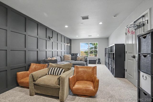 2135 S 280th East Avenue, Catoosa, OK 74015
