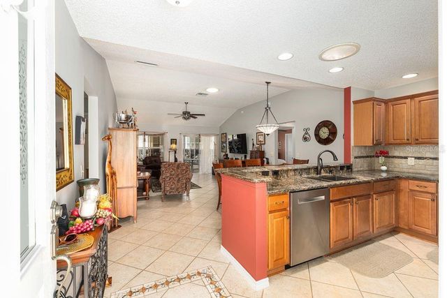 9325 SE 171ST LE FLORE LANE, The Villages, FL 32162