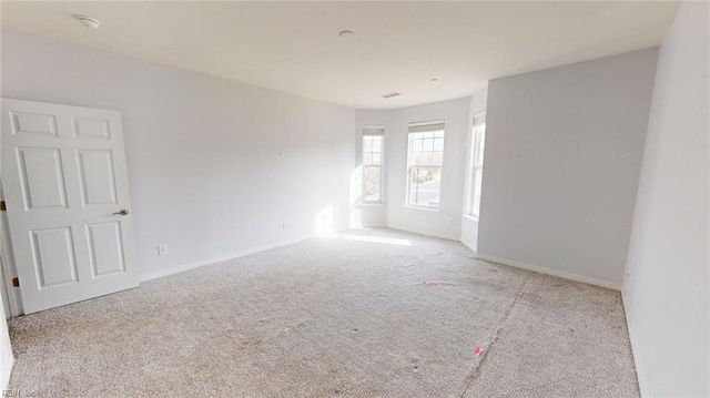 625 Claire LN, Newport News, VA 23602