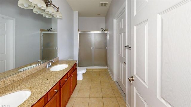 625 Claire LN, Newport News, VA 23602