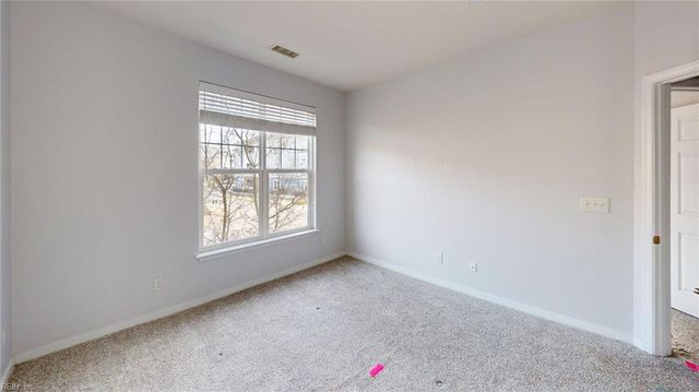 625 Claire LN, Newport News, VA 23602