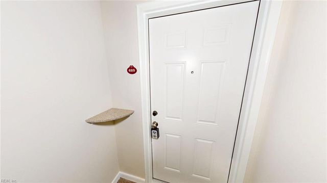 625 Claire LN, Newport News, VA 23602