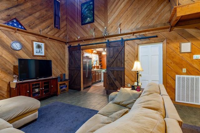 237 Chestnut Ridge Road, Spring City, TN 37381