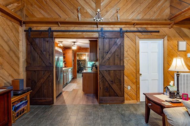 237 Chestnut Ridge Road, Spring City, TN 37381