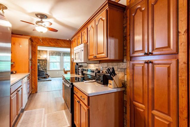 237 Chestnut Ridge Road, Spring City, TN 37381