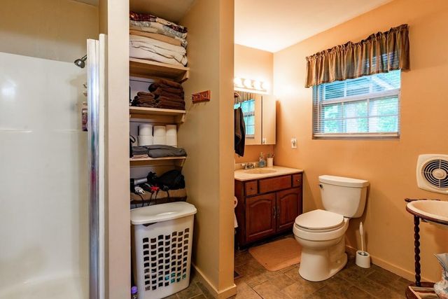 237 Chestnut Ridge Road, Spring City, TN 37381