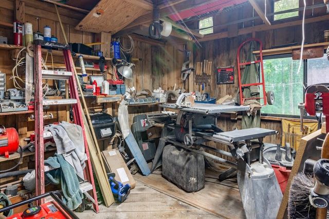 237 Chestnut Ridge Road, Spring City, TN 37381