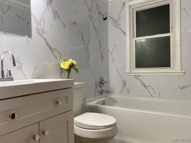 314 Tremont Avenue, Tonawanda, NY 14217