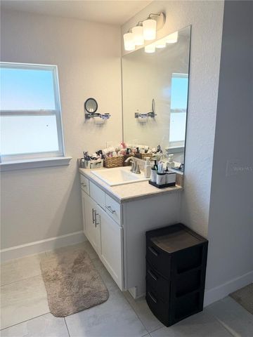 2779 STARVIEW AVENUE, North Port, FL 34288