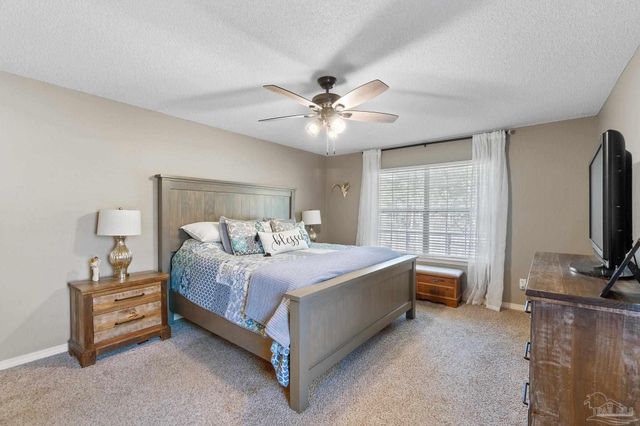 11820 Old Course Rd, Cantonment, FL 32533