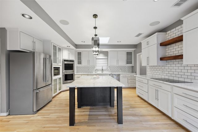 10536 Egret Lane, Dallas, TX 75230