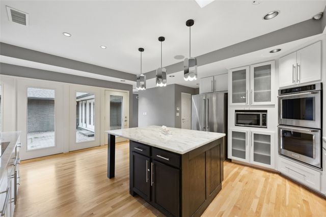 10536 Egret Lane, Dallas, TX 75230