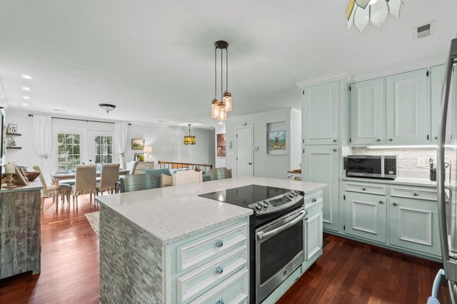 500 Roller Coaster Ln., North Myrtle Beach, SC 29582