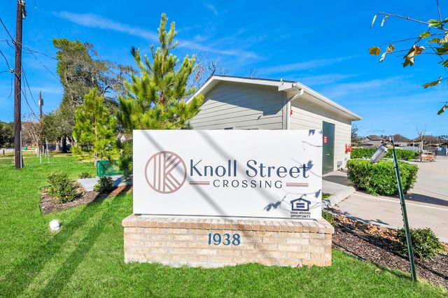 1938 Knoll Street 1109, Houston, TX 77080