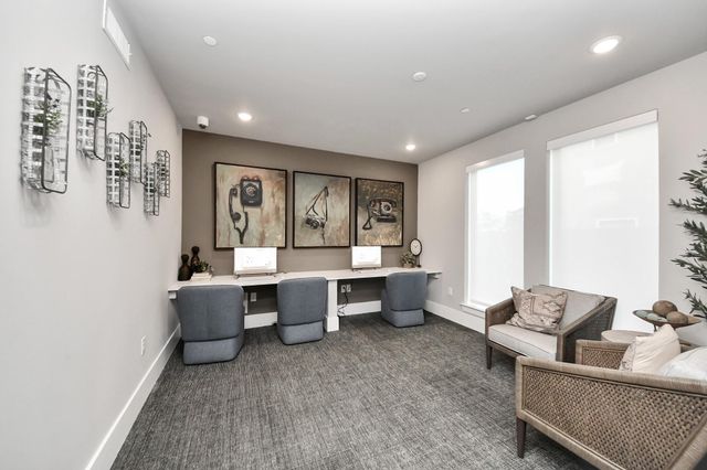 1938 Knoll Street 1109, Houston, TX 77080