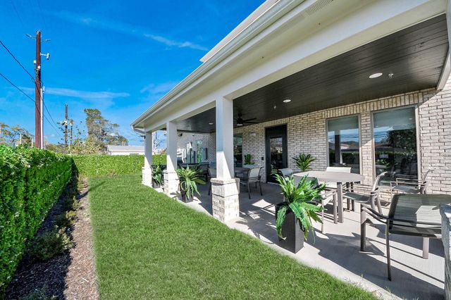 1938 Knoll Street 1109, Houston, TX 77080