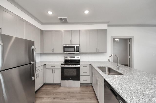 1938 Knoll Street 1109, Houston, TX 77080