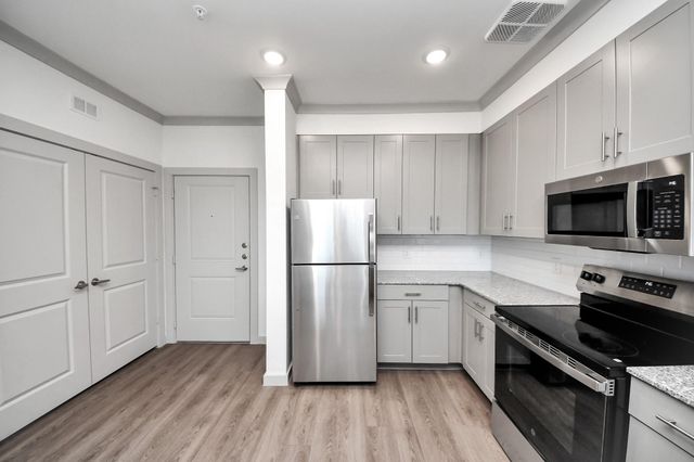 1938 Knoll Street 1109, Houston, TX 77080