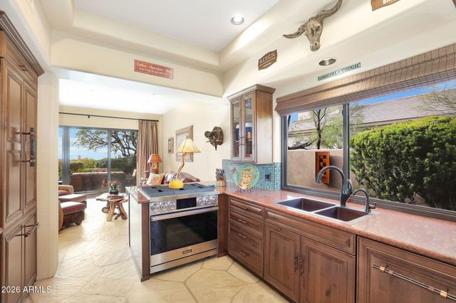 11023 E DE LA O Road, Scottsdale, AZ 85255