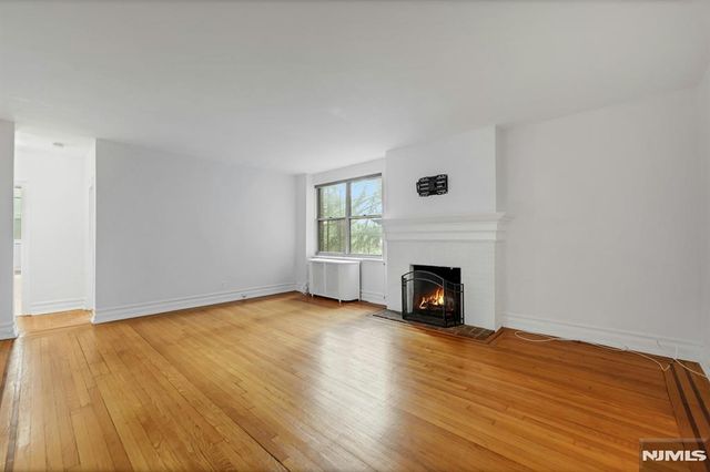 100 E Palisade Avenue A24, Englewood, NJ 07631