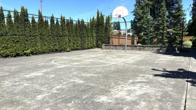 1925 113th Place SE, Everett, WA 98208