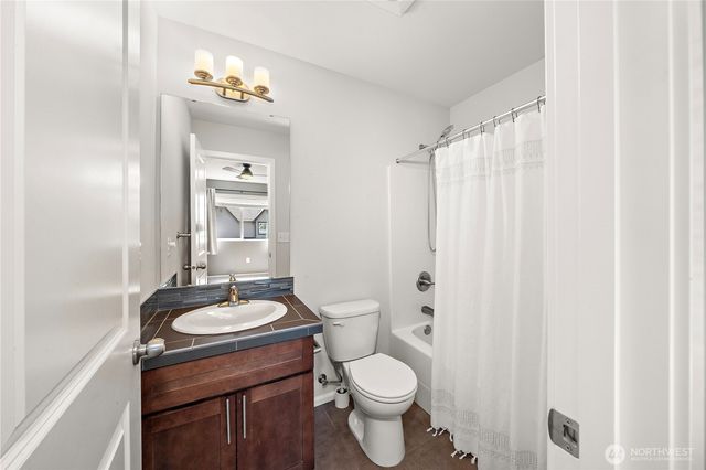 1925 113th Place SE, Everett, WA 98208