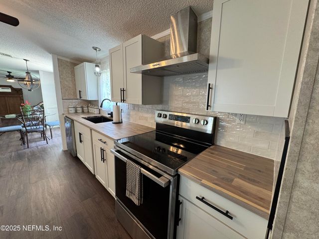 352 SHADY OAK Circle, St. Augustine, FL 32092