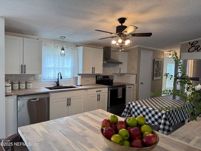352 SHADY OAK Circle, St. Augustine, FL 32092