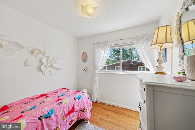 116 E TAYLOR RUN PKWY, Alexandria, VA 22314