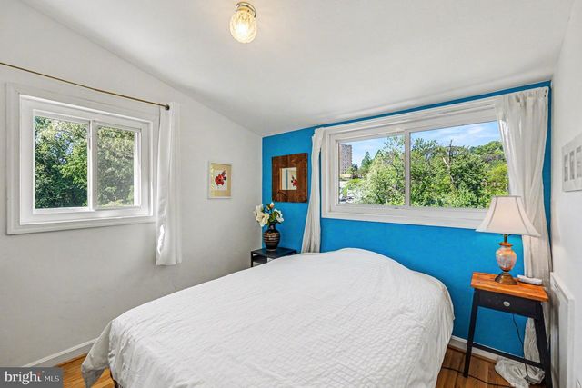 116 E TAYLOR RUN PKWY, Alexandria, VA 22314